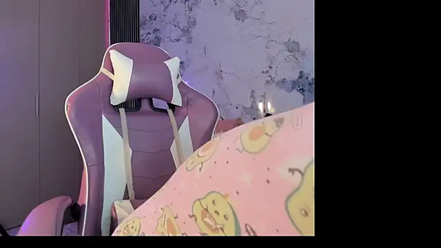 Laly Cherry  online show from October 26, 2025, 12:38 pm