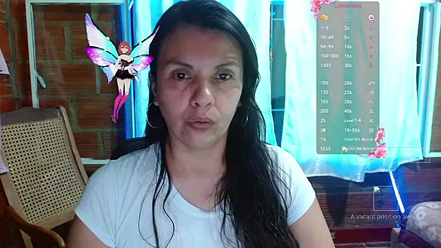 Snapshot of Milf_Fantassyy chatting on November 11, 2025, 3:23 am Milf Fantassyy online show from November 11, 2025, 3:23 am