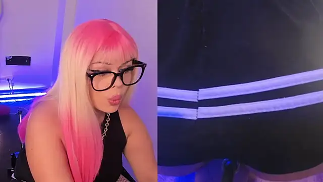 Snapshot of Missy_Aprill chatting on October 14, 2025, 1:45 pm Missy Aprill online show from October 14, 2025, 1:45 pm