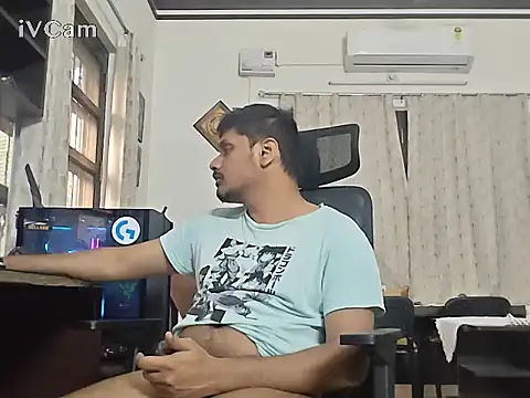 Snapshot of Bakasur_19 chatting on July 31, 2026, 12:59 pm Bakasur 19 online show from July 31, 2026, 12:59 pm