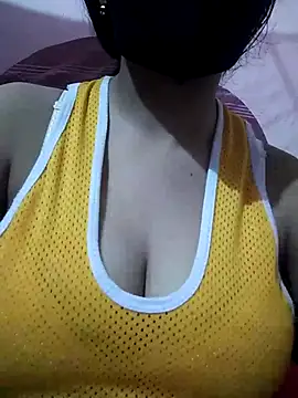 hezabi queen07 online show from September 14, 2025, 5:35 pm