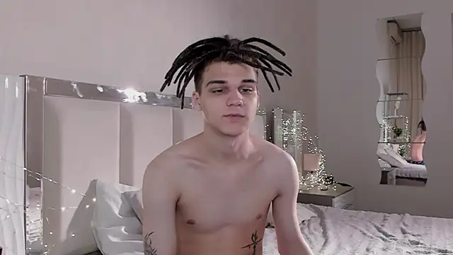 Willie Miler online show from November 8, 2025, 5:44 am