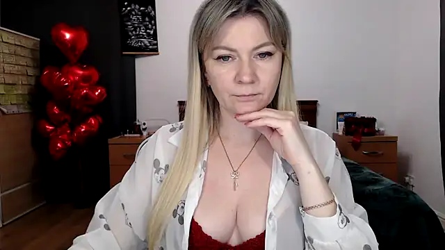 ParadiseAlina online show from February 10, 2026, 6:07 pm