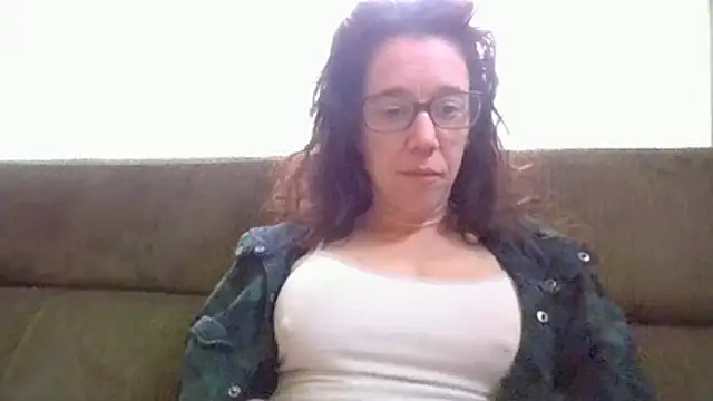 JezebelDutch online show from February 4, 2026, 8:31 am