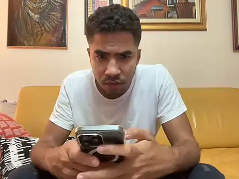 Markitos2323 online show from November 12, 2025, 3:49 pm