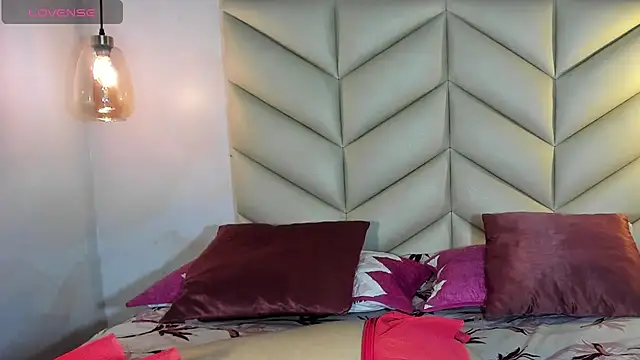 Snapshot of SheyLopez chatting on November 4, 2025, 3:10 am SheyLopez online show from November 4, 2025, 3:10 am