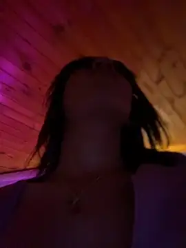Emma pink10 online show from September 26, 2025, 3:46 am