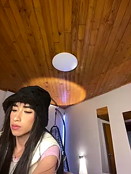 Emma pink10 online show from September 9, 2025, 2:21 am
