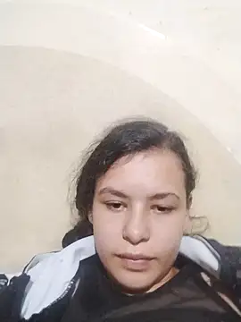 marisolcardona online show from November 12, 2025, 2:43 pm