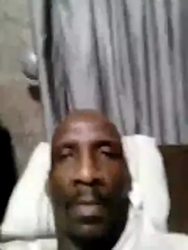 longdickson12345 online show from November 26, 2025, 9:04 pm