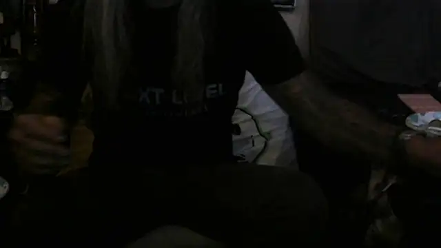 crassanova online show from April 6, 2026, 12:39 pm