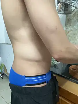 Snapshot of anhkiet_huang chatting on April 19, 2026, 1:01 pm anhkiet huang online show from April 19, 2026, 1:01 pm