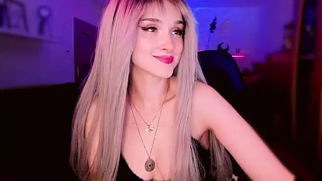 MistressJolie online show from March 25, 2026, 4:01 am