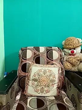 Cute purnima online show from October 30, 2025, 10:13 am