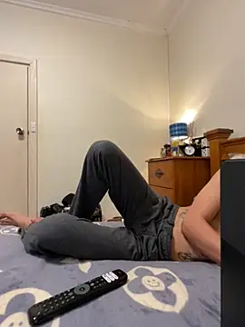 Stelan690 online show from October 19, 2025, 7:38 pm