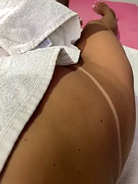 Katianesantos online show from February 4, 2026, 8:31 am