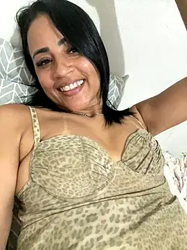 Katianesantos online show from October 11, 2025, 10:22 pm