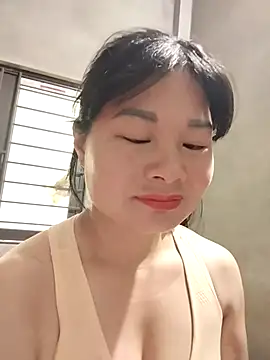 kute-00 online show from November 25, 2025, 6:03 am