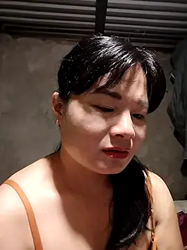 kute-00 online show from November 9, 2025, 1:31 am