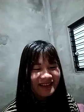 Snapshot of kute-00 chatting on February 23, 2026, 2:28 pm kute-00 online show from February 23, 2026, 2:28 pm