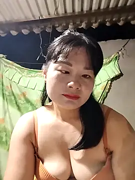 kute-00 online show from November 1, 2025, 3:17 pm