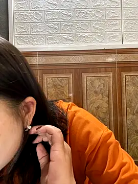 Lonnina online show from October 27, 2025, 1:50 am