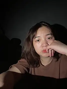 Lonnina online show from November 8, 2025, 5:05 pm