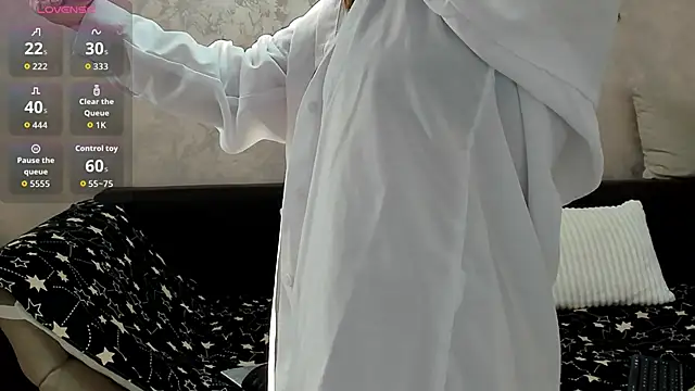 Snapshot of Alexya_Kat chatting on October 17, 2025, 6:28 am Alexya Kat online show from October 17, 2025, 6:28 am