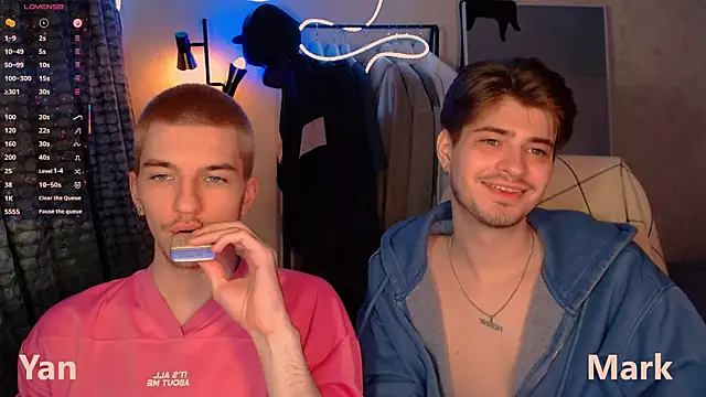 itsyanbb online show from November 20, 2025, 6:19 pm