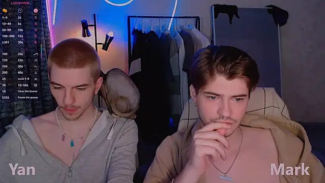 itsyanbb online show from November 19, 2025, 6:08 pm