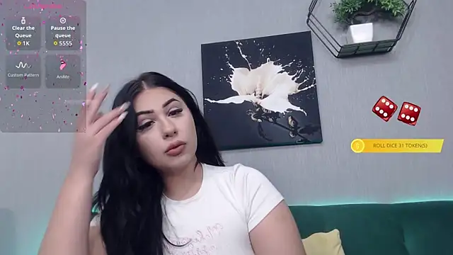 AnaysDivine online show from November 11, 2025, 5:02 am