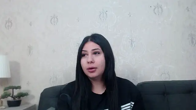 AnaysDivine online show from September 30, 2025, 3:34 am