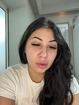 AnaysDivine online show from November 2, 2025, 7:35 am