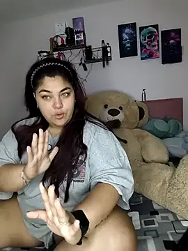 Snapshot of kendra_lil_evill chatting on February 4, 2026, 10:32 am kendra lil evill online show from February 4, 2026, 10:32 am