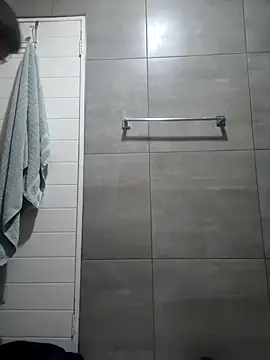 macmaddy8989 online show from December 1, 2025, 7:15 pm