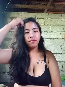 Yapsyxx online show from April 7, 2026, 12:01 am