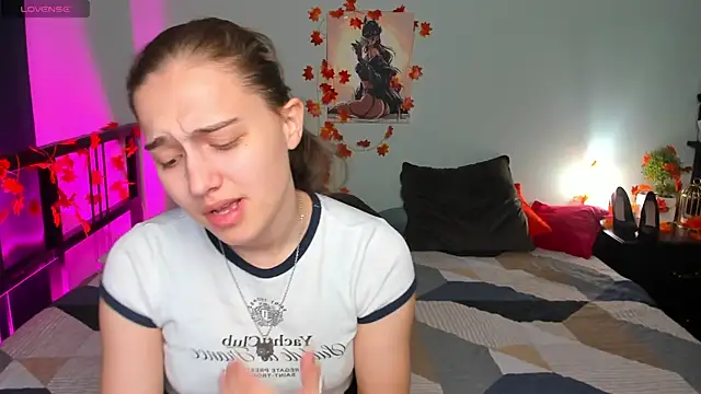 Alisa  Kelly online show from November 1, 2025, 1:23 am