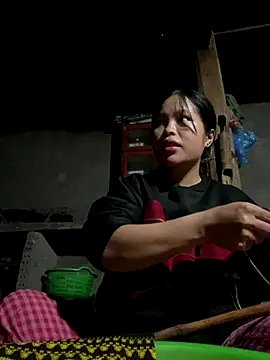 O o UwU o O online show from November 18, 2025, 1:43 am