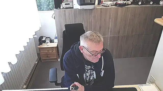 randyandy67 online show from March 13, 2026, 7:46 am