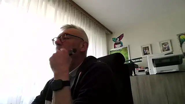 randyandy67 online show from April 16, 2026, 8:37 am