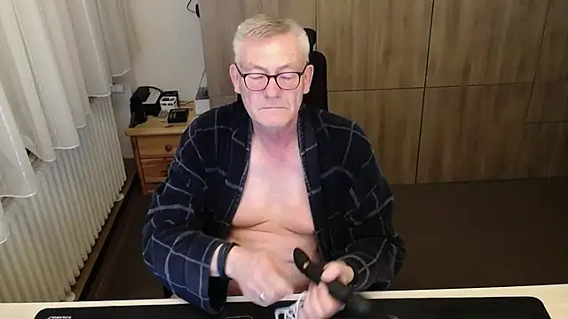 randyandy67 online show from March 17, 2026, 7:50 pm