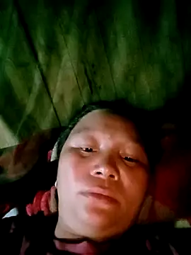 Snapshot of linh-miu chatting on September 20, 2025, 2:00 pm linh-miu online show from September 20, 2025, 2:00 pm