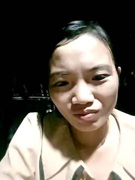 ngan-cute online show from October 12, 2025, 12:50 pm