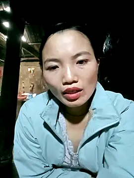 ngan-cute online show from November 10, 2025, 7:24 am