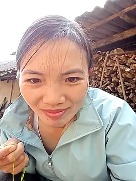 ngan-cute online show from December 19, 2025, 1:53 am