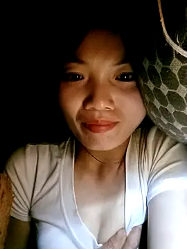 ngan-cute online show from September 19, 2025, 2:54 pm
