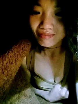 ngan-cute online show from October 5, 2025, 7:15 pm