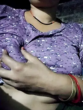 Kavya hot online show from October 20, 2025, 4:40 pm