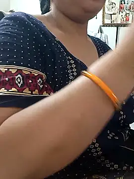 Snapshot of angel_ridhi chatting on June 11, 2026, 3:14 am angel ridhi online show from June 11, 2026, 3:14 am