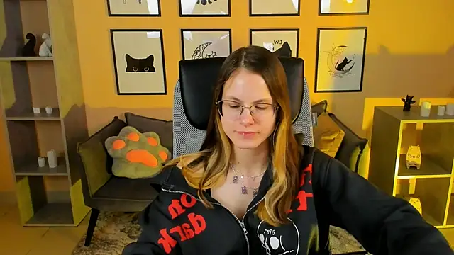 Carrie Rose online show from November 15, 2025, 2:37 am